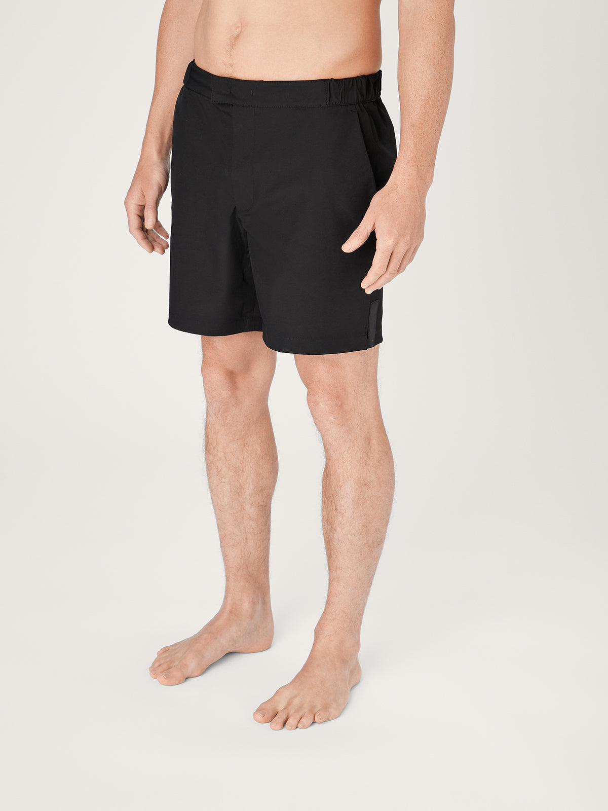 The Anywear Short 2.0 || Black | Recycled nylon with netting